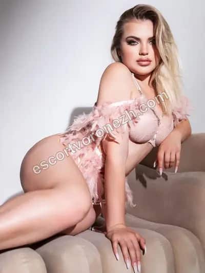Ева